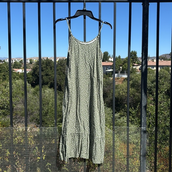 Old Navy Girls Green Spaghetti Strap Sundress - Picture 2 of 5